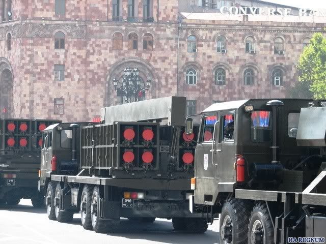 azerbaijani soldier. WAFF | Greece amp; Turkey Defence Forum | World#39;s Armed Forces Forum: Azerbaijani soldier killed by armenian forces.